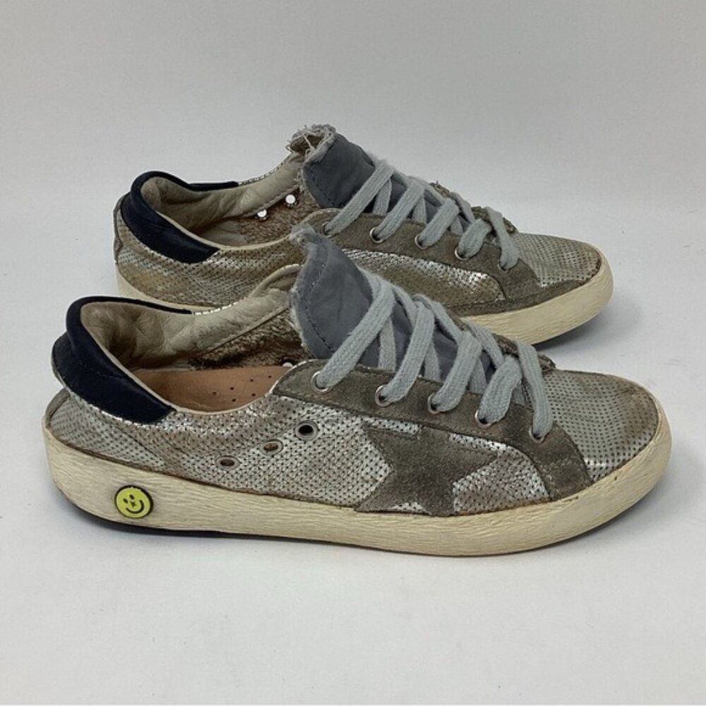 Golden Goose Superstar kids sneakers size 32